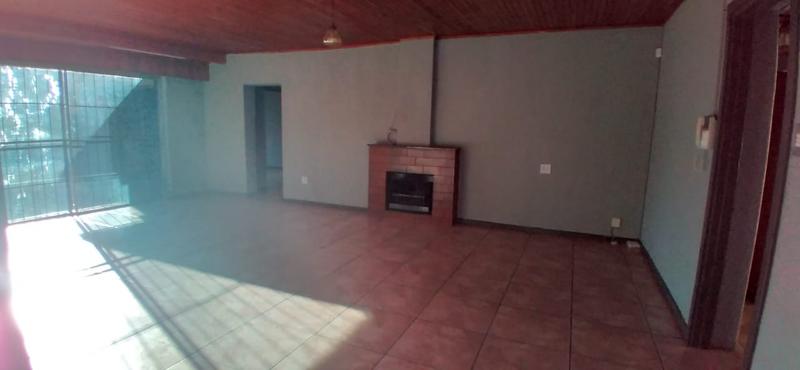 4 Bedroom Property for Sale in Vaalpark Free State